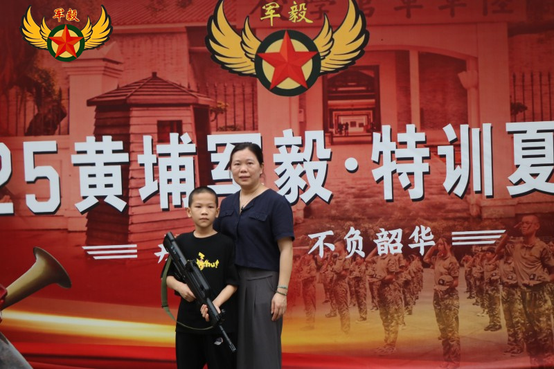  黄埔军毅特训营：深耕长洲岛多年，真正懂青少年的军事成长营地